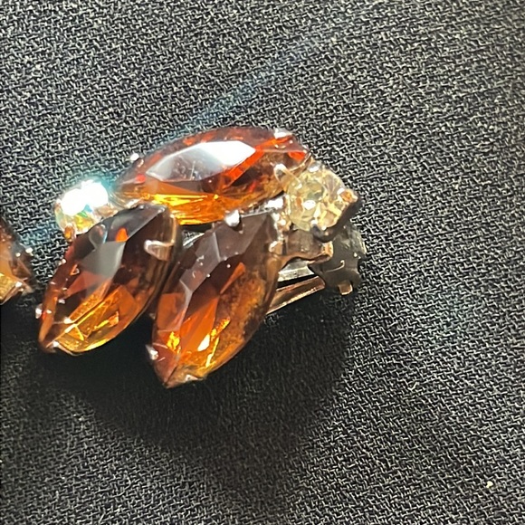 Brown and AB Flower Bead Cluster Clip on Earrings- in good condition - Picture 3 of 9